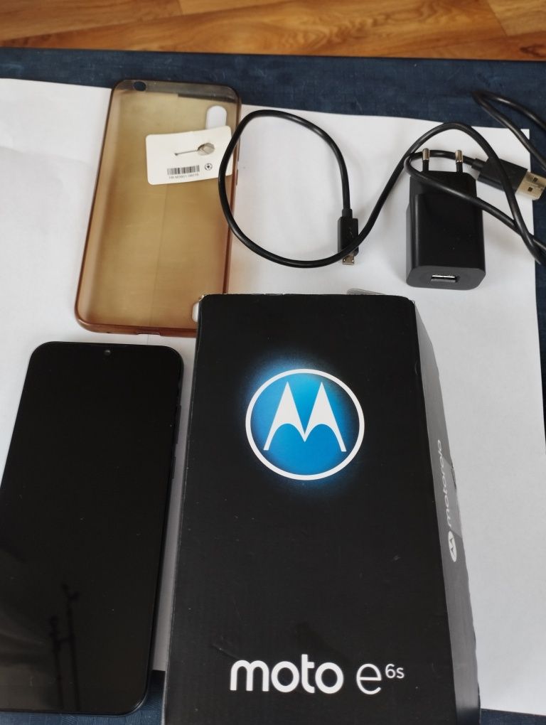 Smartfon Motorola moto e6s