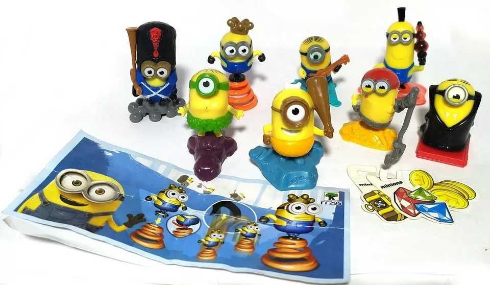 Lote Nº3 Kinder Bonecos