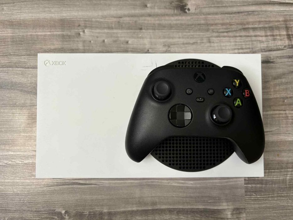 Xbox Series S 500Gb z padem