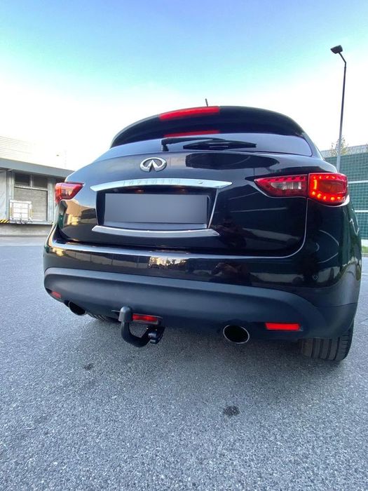 Infiniti FX Infiniti FX50S 5.0 V8 390KM • 2011r • 128 000 km • Europa