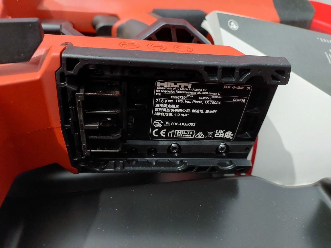 Hilti BX 4-22 Акумуляторний монтажний пістолет для бетону