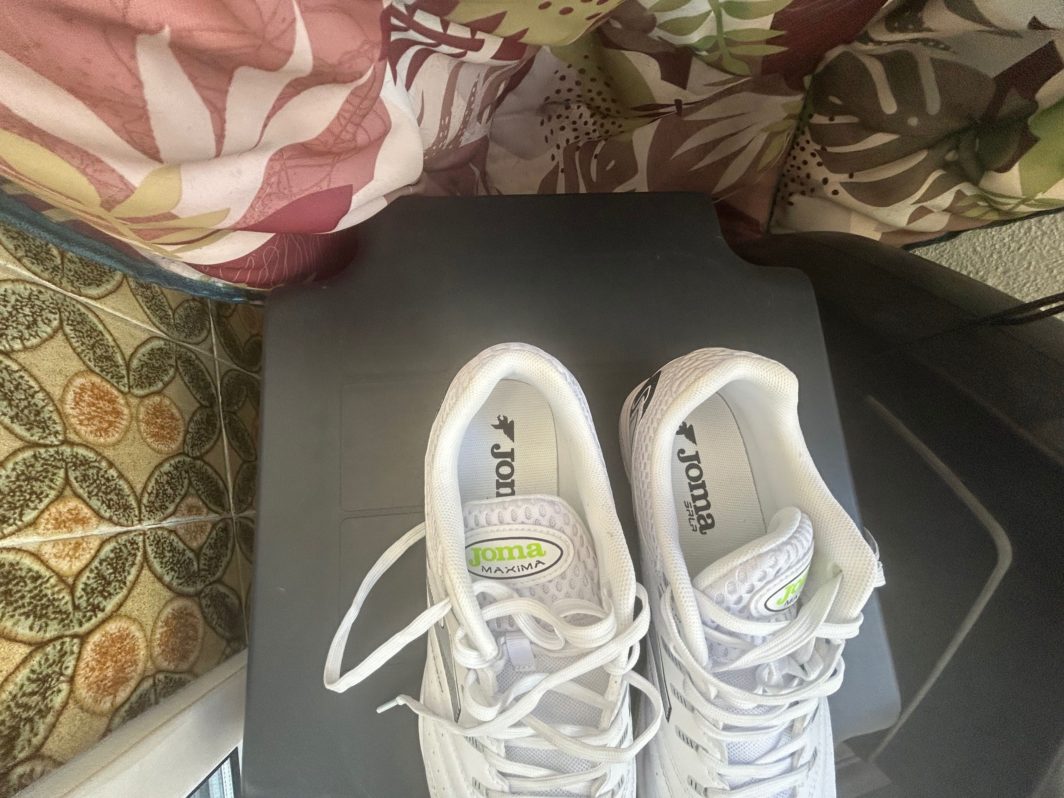Tenis futsal Joma 42