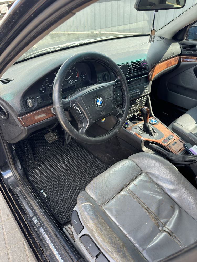 Продам BMW 5series E39