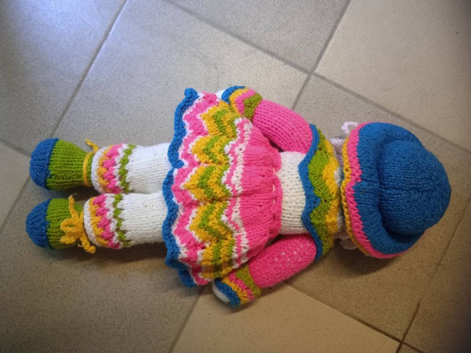 Кукла вязаная игрушечная