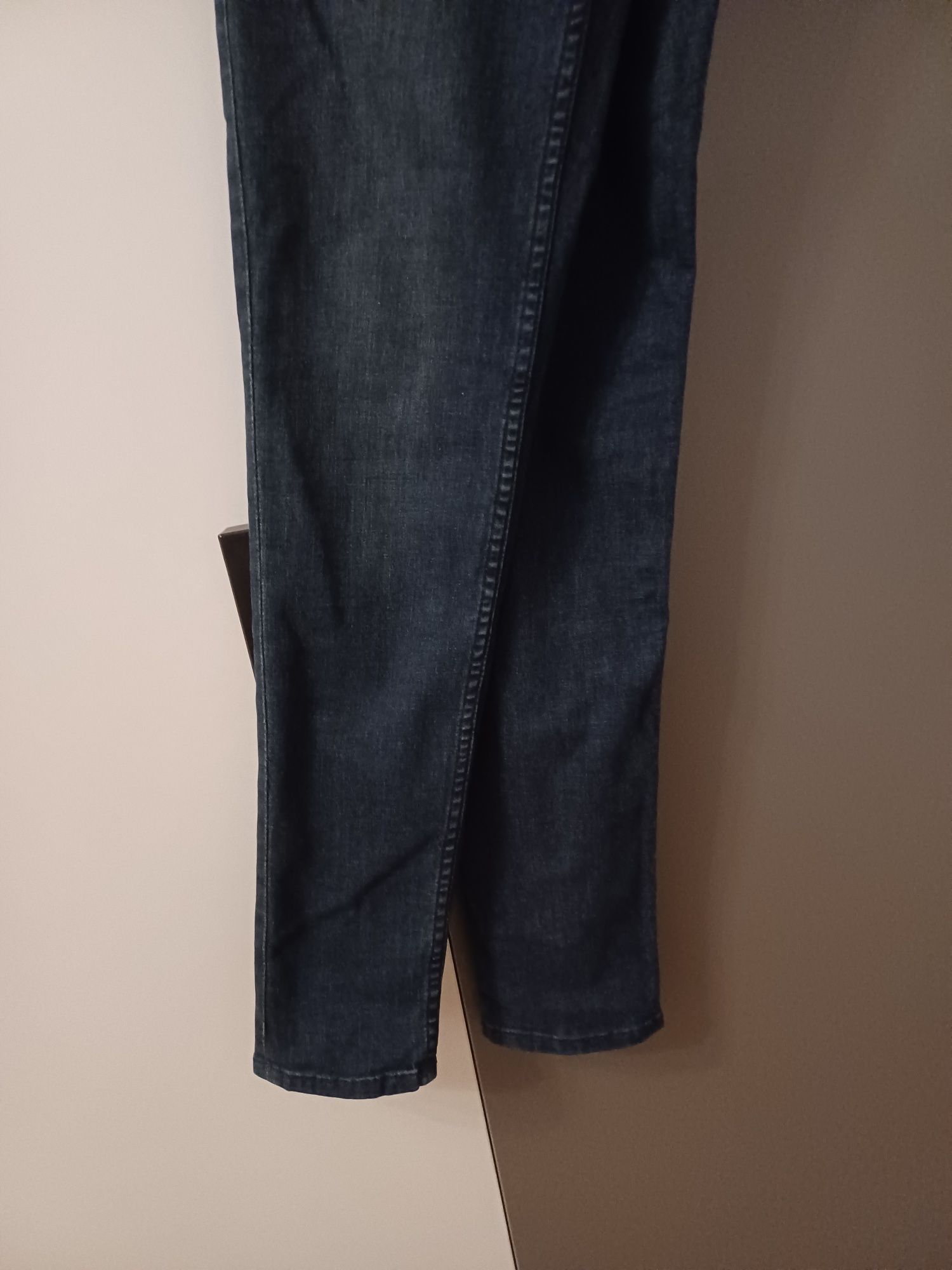 Spodnie jeansy ciążowe r. 36