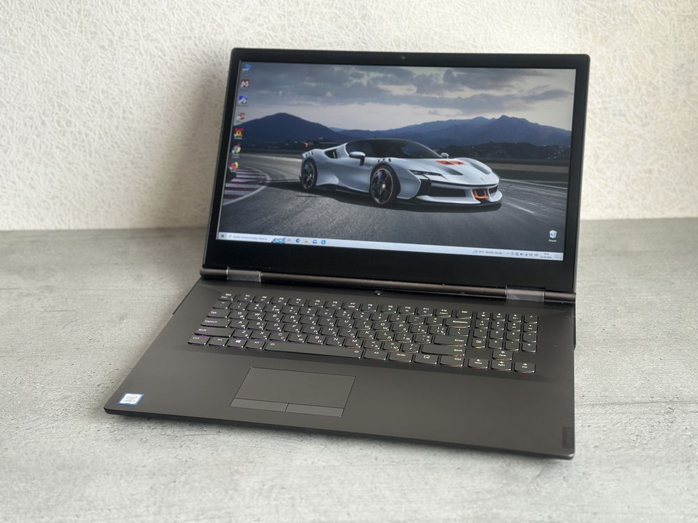 Lenovo Legion (17.3 FHD 144Hz, i7-9750H, RTX2080, 16 RAM, 1 TB SSD)