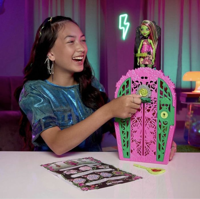 Монстер Хай-Шафа Секрети монстрів -Венера