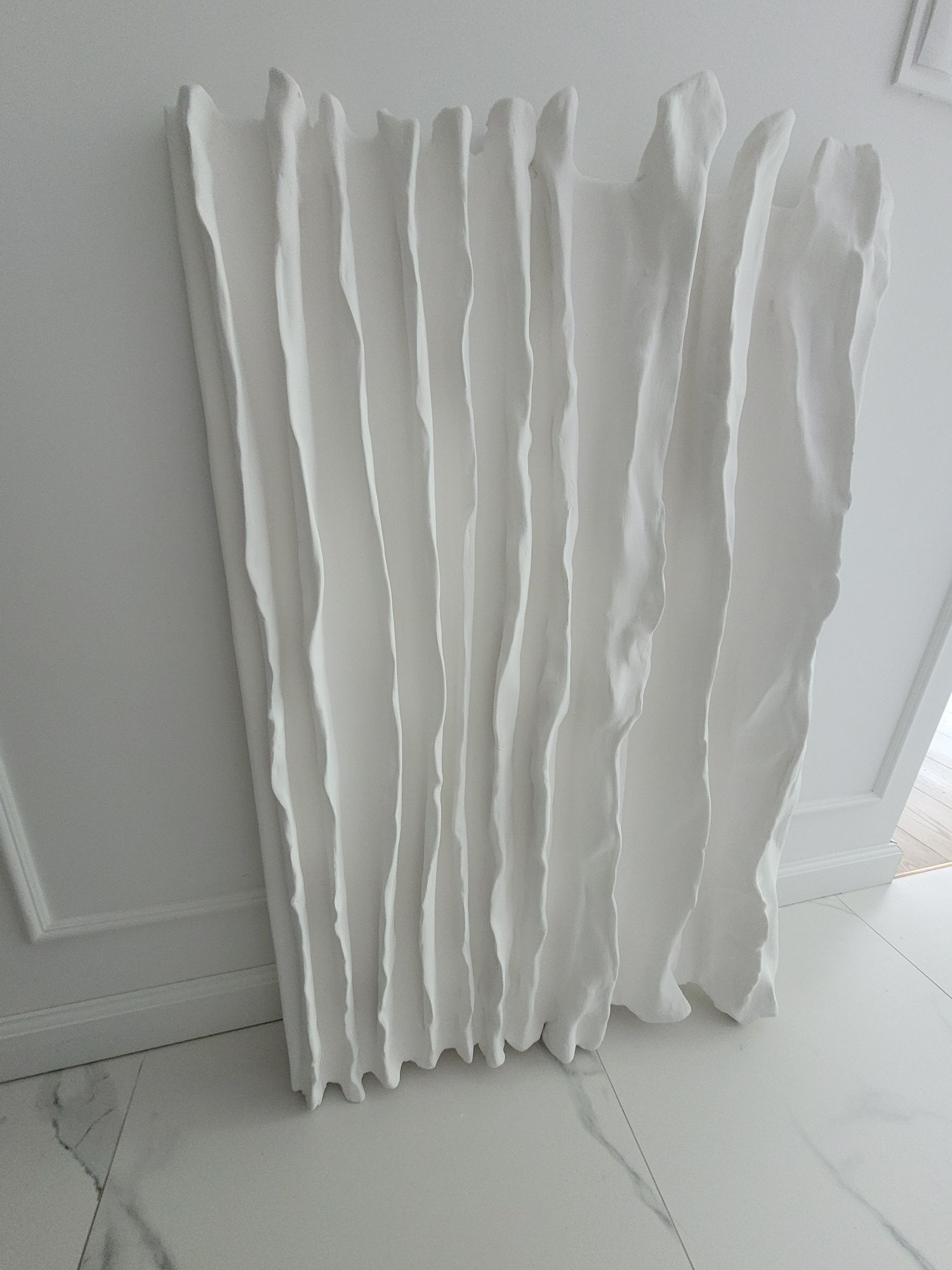 Rzeźba ścienna 70x110cm - 3D płaskorzeźba