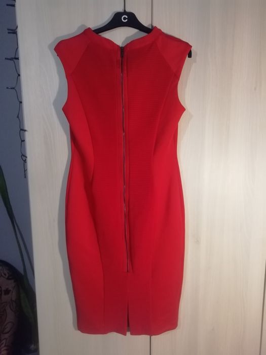 Czerwona sukienka