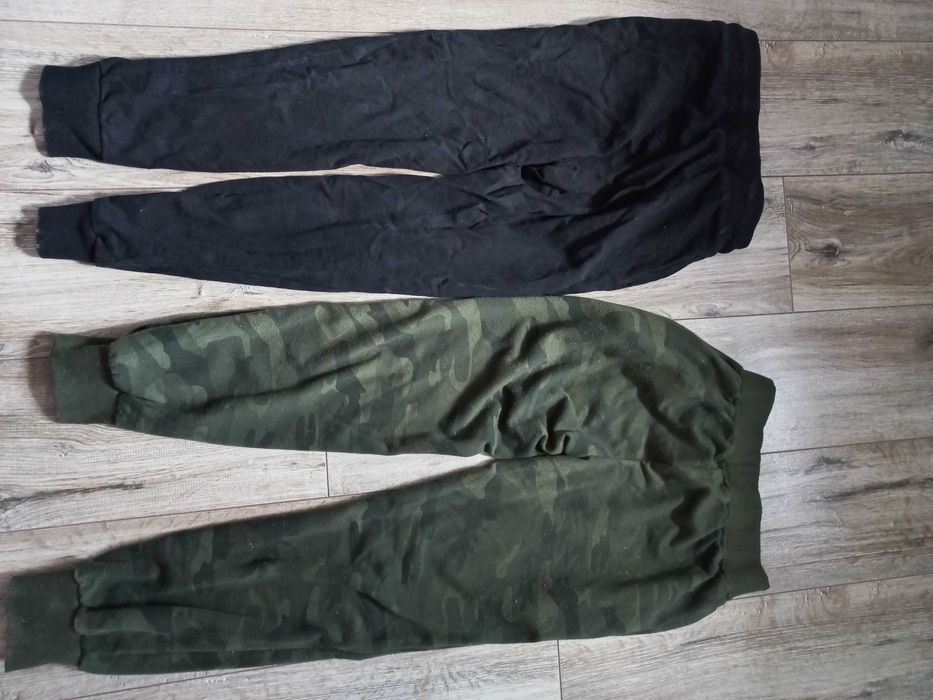 Zestaw ubrań r. 134