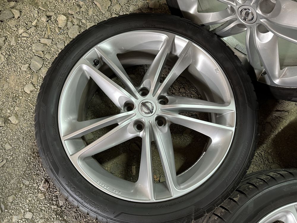 Диски Nissan 5/114.3 R19 ET40+шини літо 225/45R19 Hankook (2023рік)