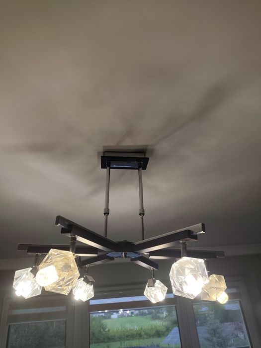 Żyrandol z 6 ramionami