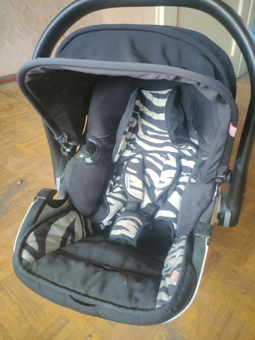 Fotelik samochodowy Kiddy Evolution Pro 2 Zebra 0-13Kg +Baza ISOFIX