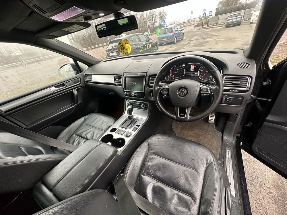Салон сідушки сиденья Touareg 2 Таурег NF FL кожа шкiра сидiння