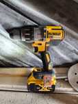 Wiertarko wkrętarka Dewalt DCD996