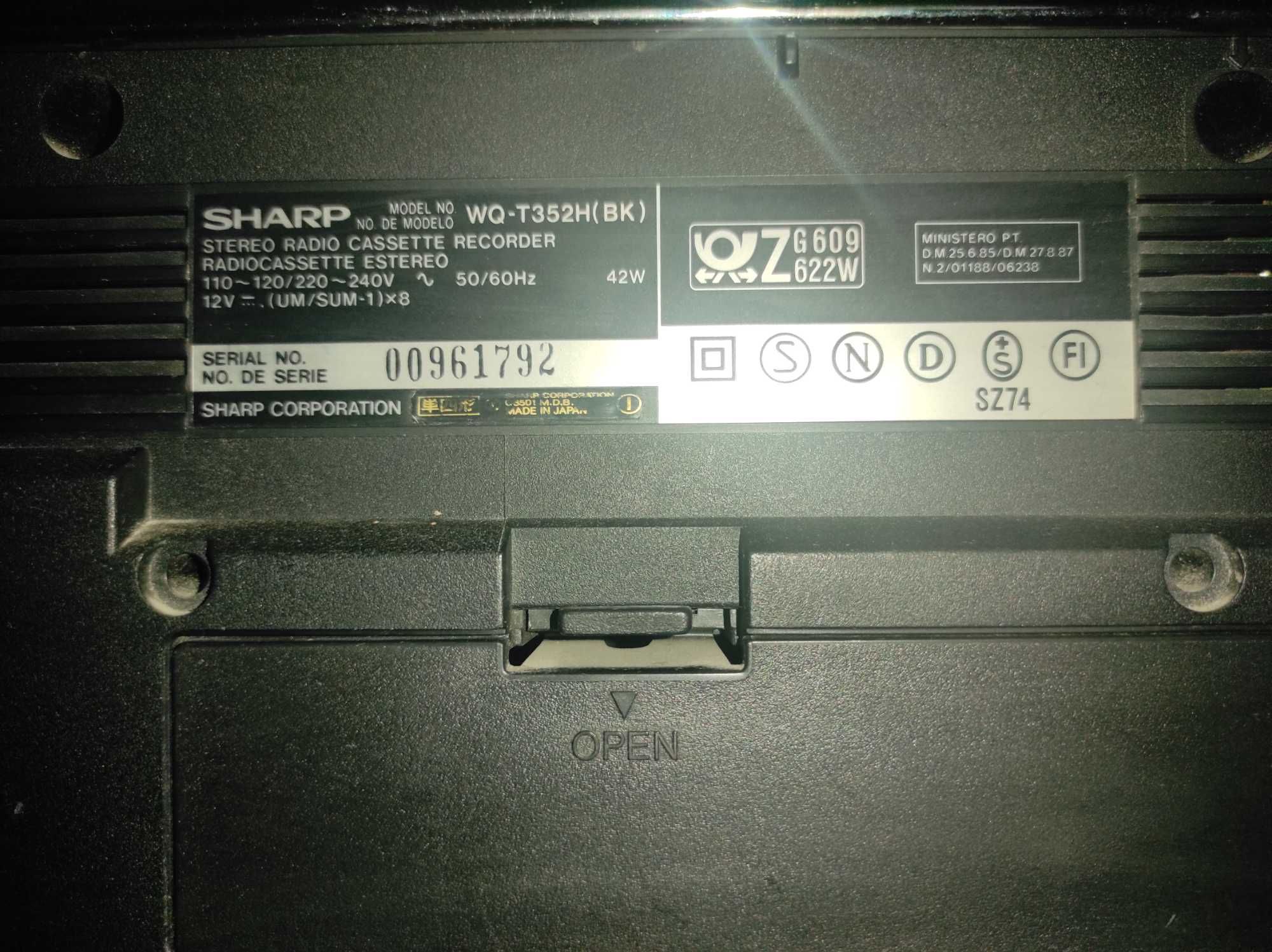 Магнитола с сабвуфером Sharp WQ-T352 HT