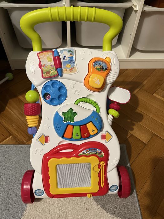 Jeździk pchacz chodzik edukacyjny doris