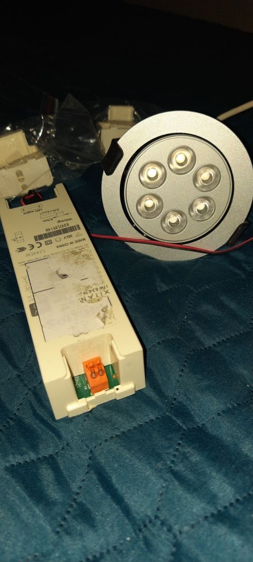 Halogen philips nowy
