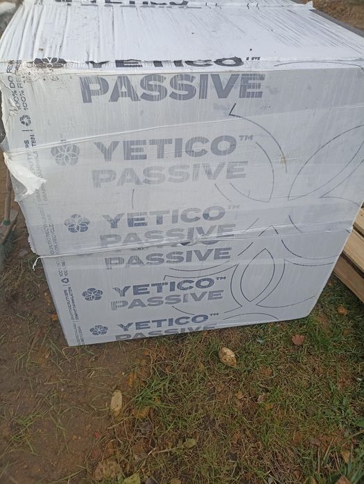 Styropian 20cm, kołki, klej