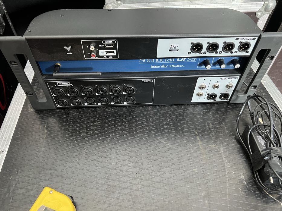 Mikser Soundcraft Ui16
