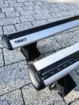 Thule WingBar Evo  - bagażnik dachowy do Audi A4 - komplet belki+stopy