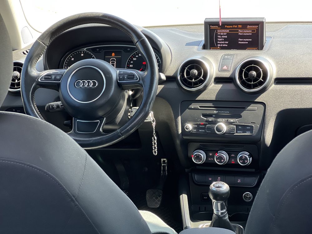 Audi A1,2012р/1,6дизель