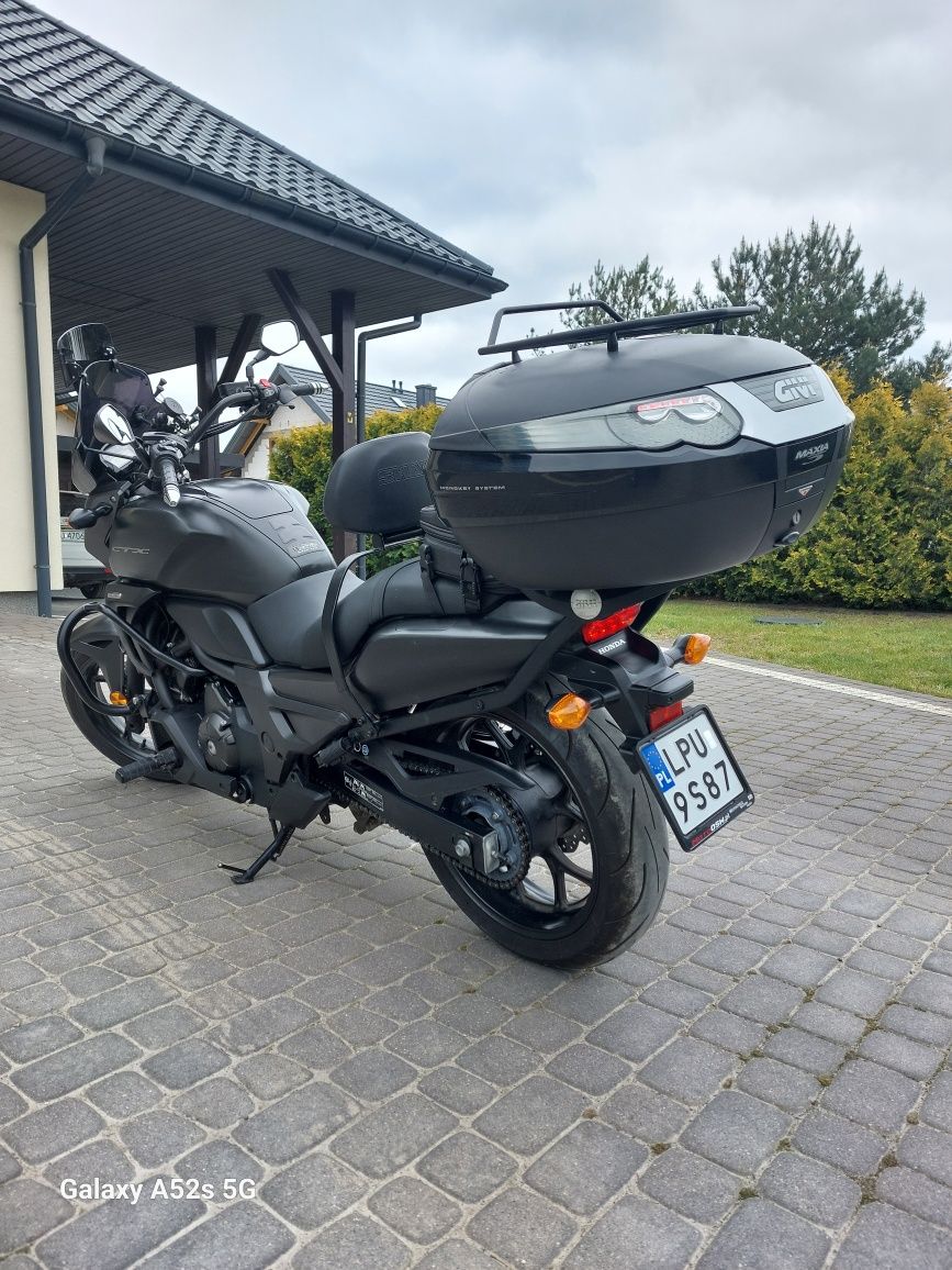 Honda ctx700 stan bardzo dobry