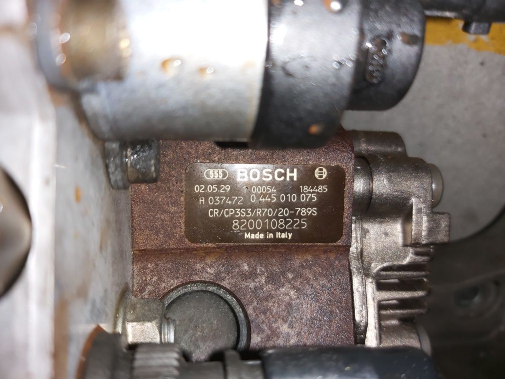 Bomba injetora Bosch Renault 1.9 dCi