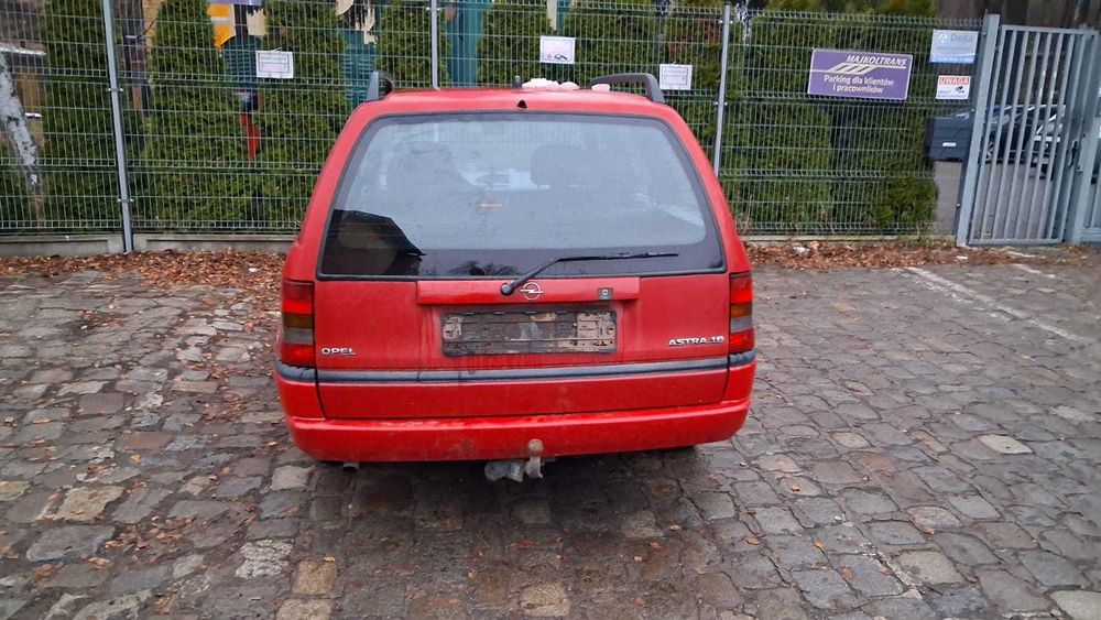 Opel Astra 1997 rok 1,6 benz 55KW Kombi ,KLASYK ,sprowadzony z Niemiec