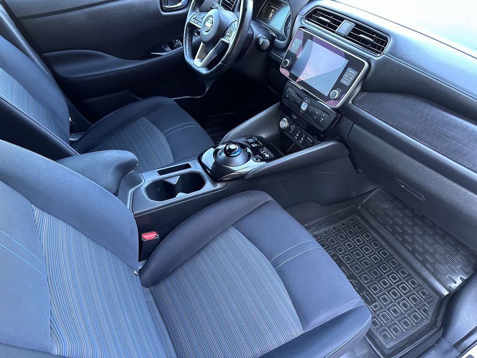 Продам Nissan Leaf 40 kwt