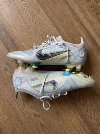 Nike mercurial 41 розміру