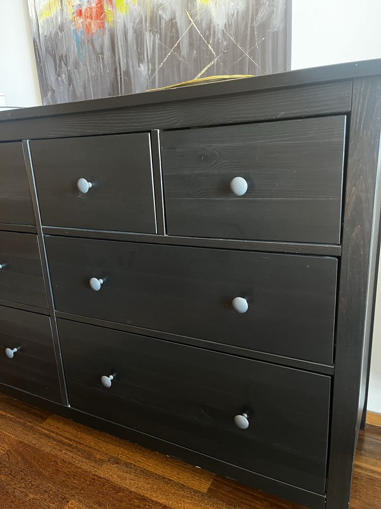 Comoda em castanho (ikea)
