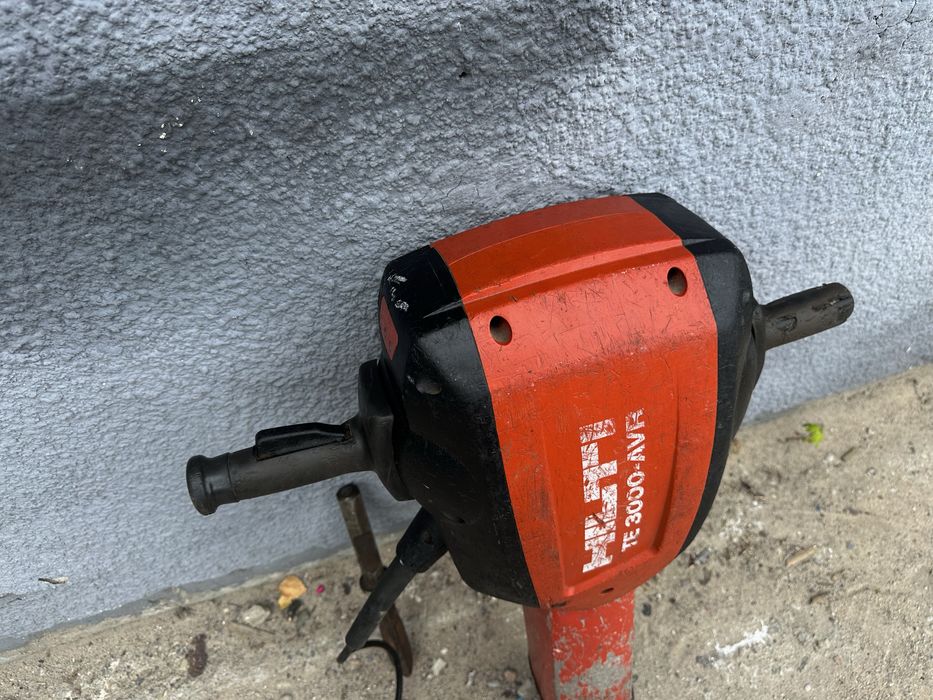 Młot Wyburzeniowy Hilti Te3000 AVR Dłuto