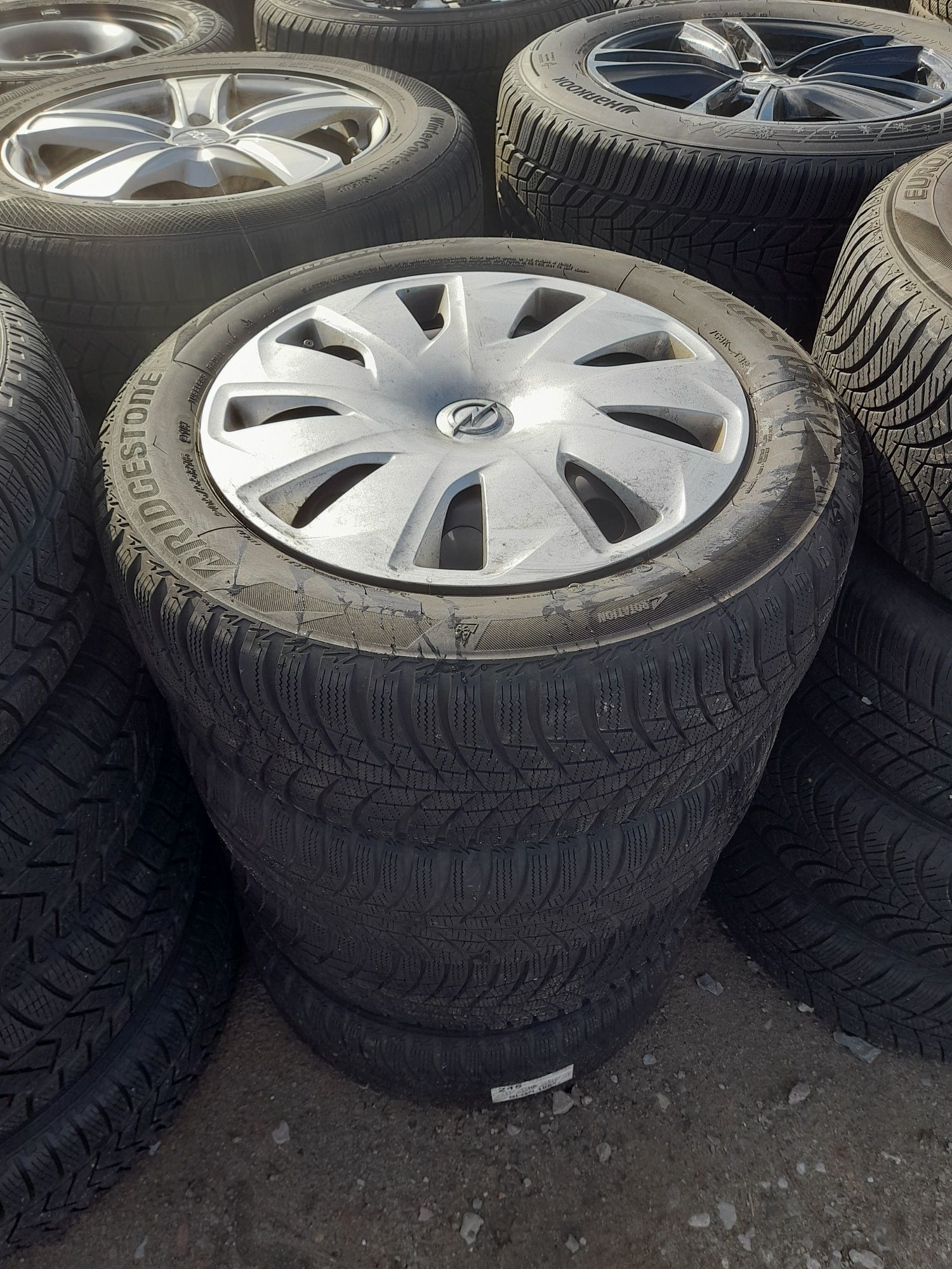 Koła zimowe opel Astra K 5x105  205 55 r16