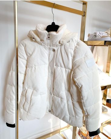 CALVIN KLEIN оригинал. Шикарная куртка осень зима беж размер L XL