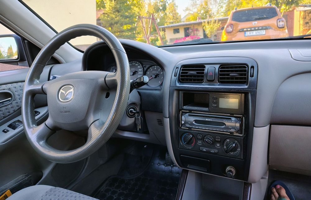 Mazda 626 Hatchback 1.8