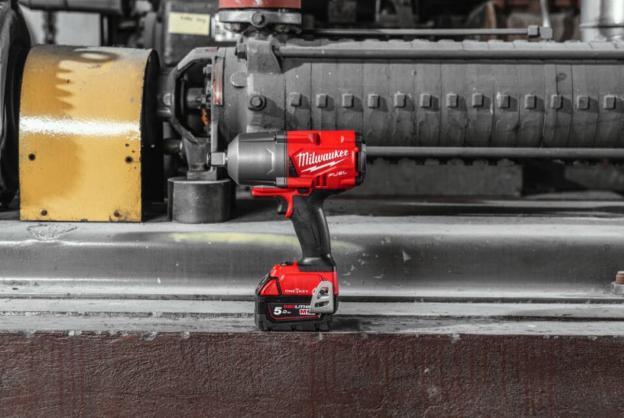 Гайковерт MILWAUKEE 3/4" (2034Нм) M18 FUEL ONEFHIWF34-0 ONE-KEY