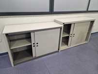Movel em metal portas de correr
