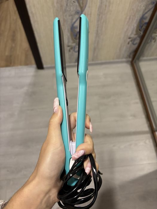 Утюжок для волос