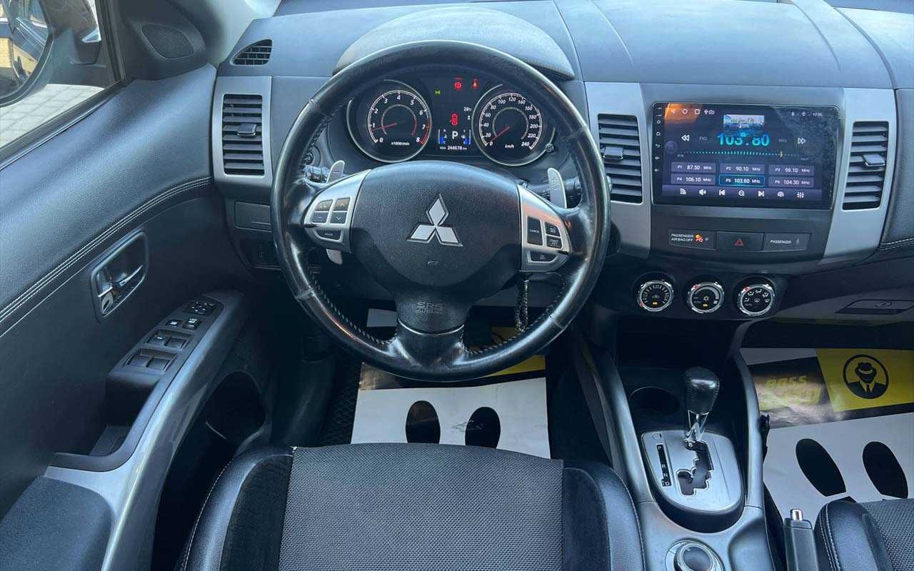 Mitsubishi Outlander 2010