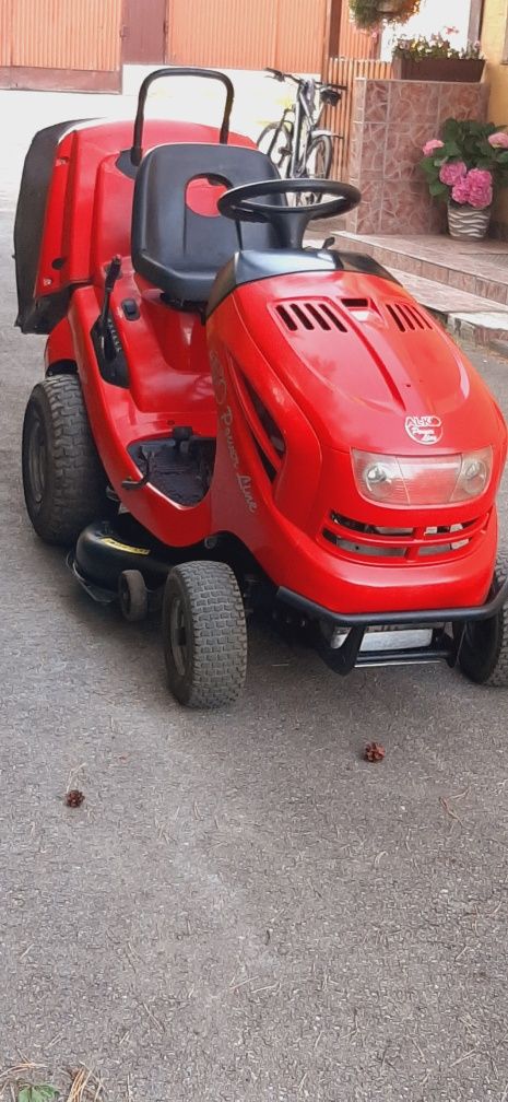 **Traktorek kosiarkę 17 koni