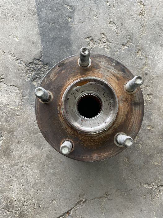 Ступица колеса с подшипником Mazda CX-5 AWD (KD35-33-04XF)