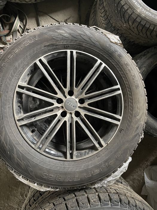 Продам шини265/60 з дисками r18 на Ауді q7