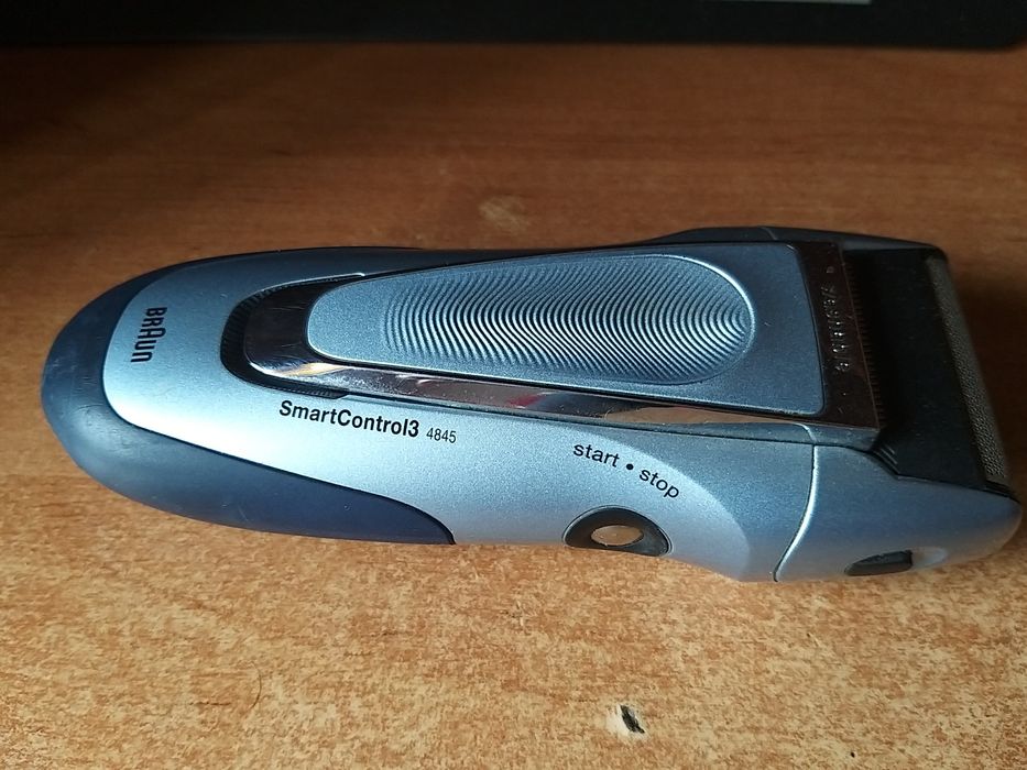 Golarka Braun SmartControl3 4000 series
