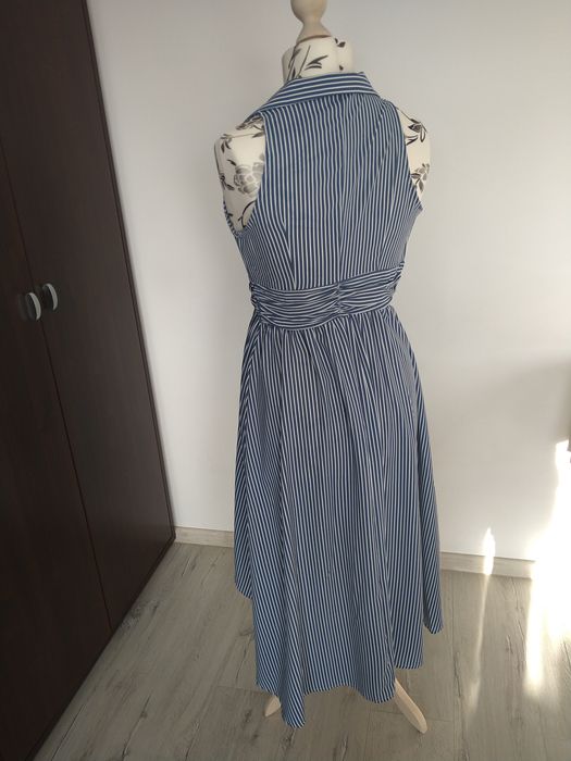 Sukienka letnia asymetryczna