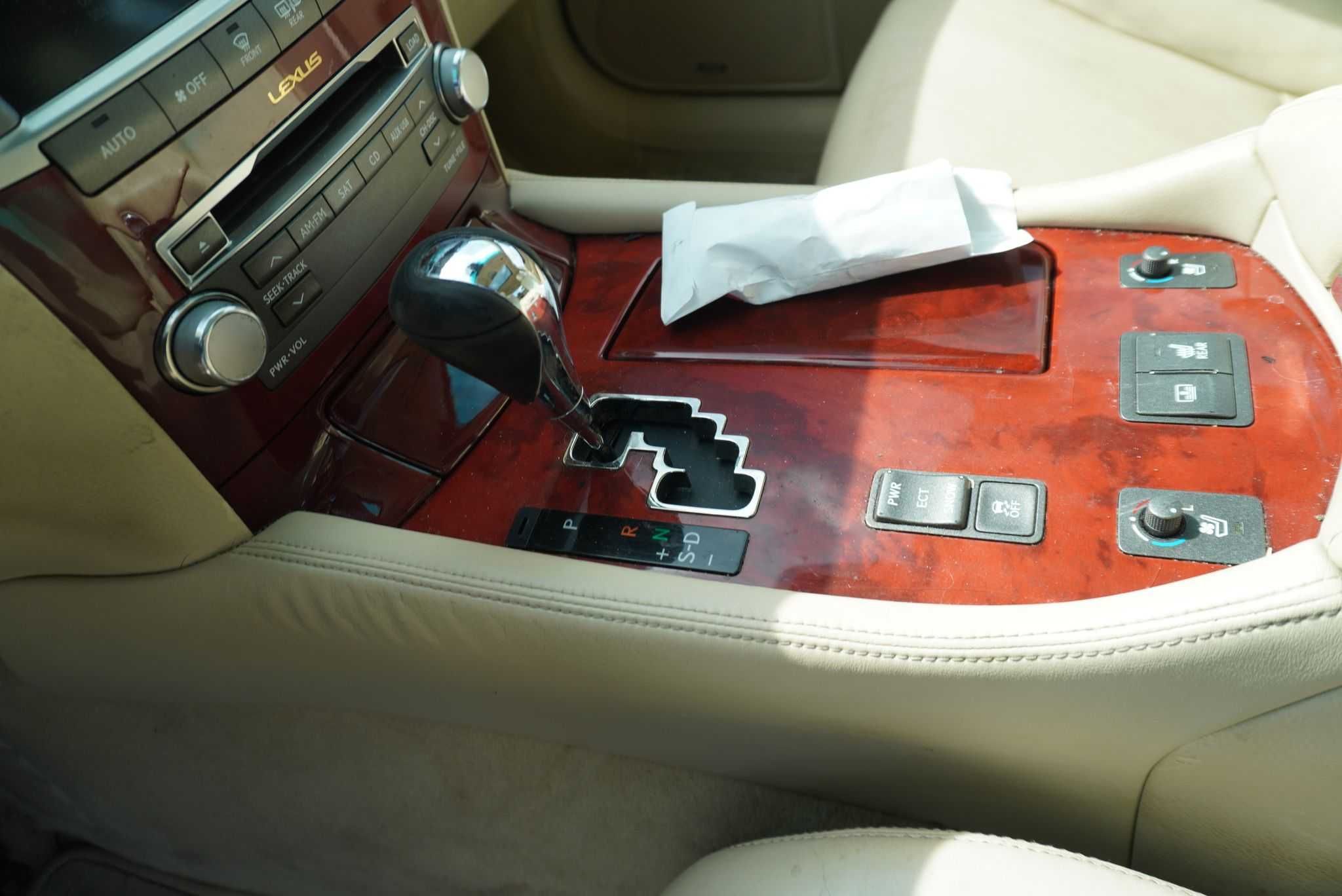 Лексус ЛС460 / Lexus LS460 США шрот б/у запчастини розборка (двигун)