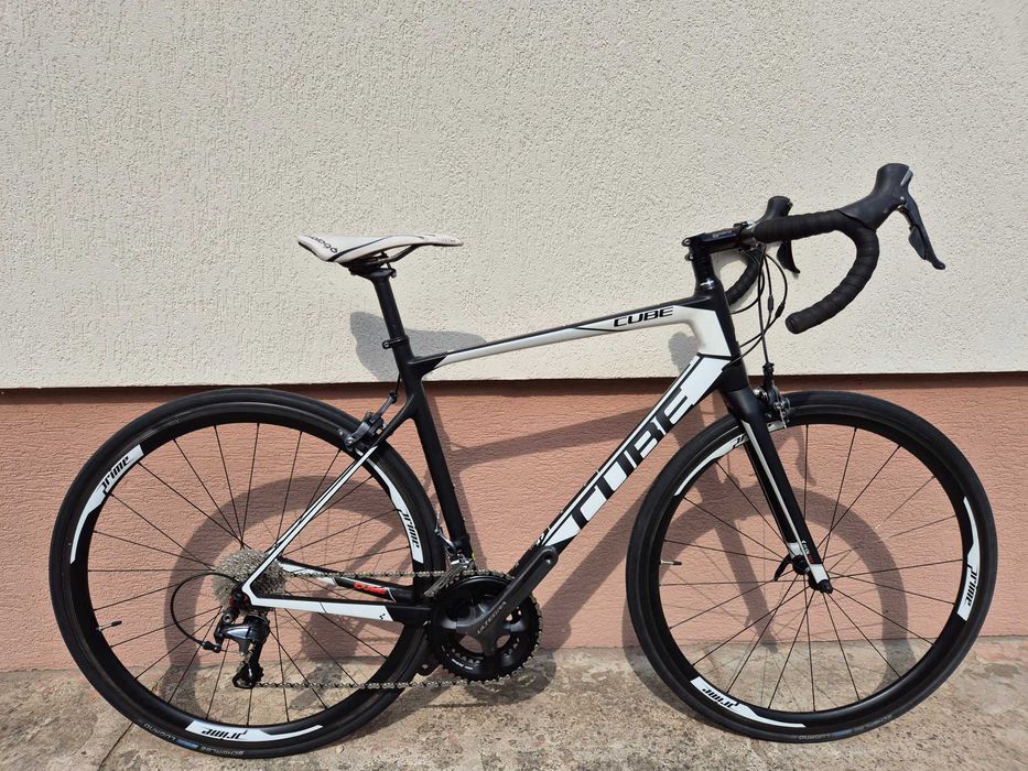 Rower szosowy full carbon, koła carbon Cube Attain, endurance