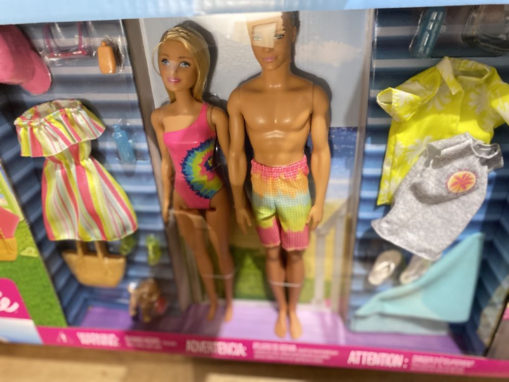 Barbie verao com carro e piscina