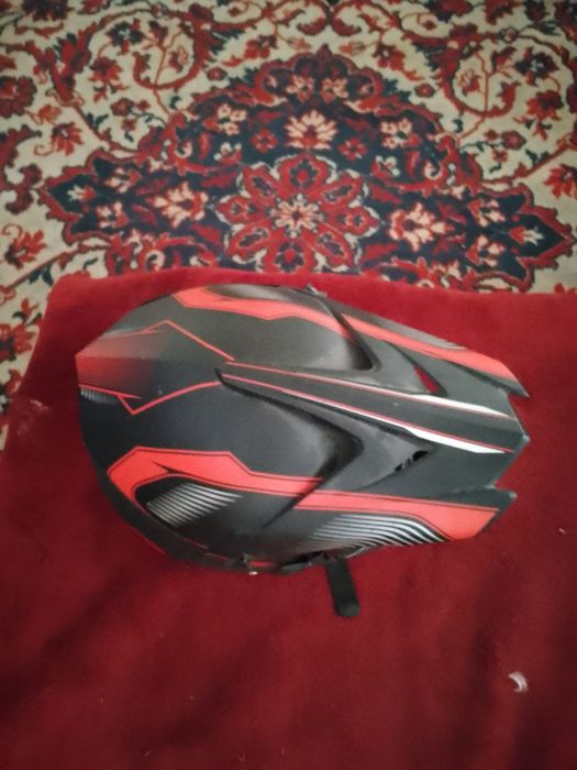 Шолом розмір 58-60