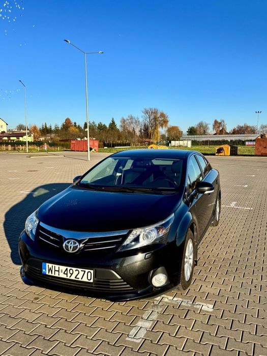 Toyota Avensis 1.8 benzyna l bardzo niski przebieg l 1 właściciel I bezwypadkowy